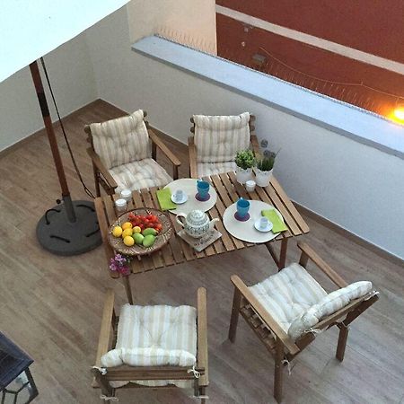 Appartement Little Tower à Bari Extérieur photo